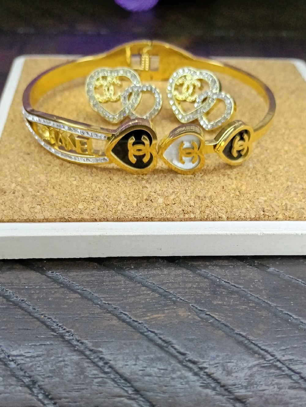 New Fashion Jewelry Gold Tone Heart Logo Bangle Bracelet & Earrings
